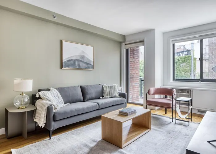 Central Chelsea 1Br W Gym Balcony Doorman Nyc-33